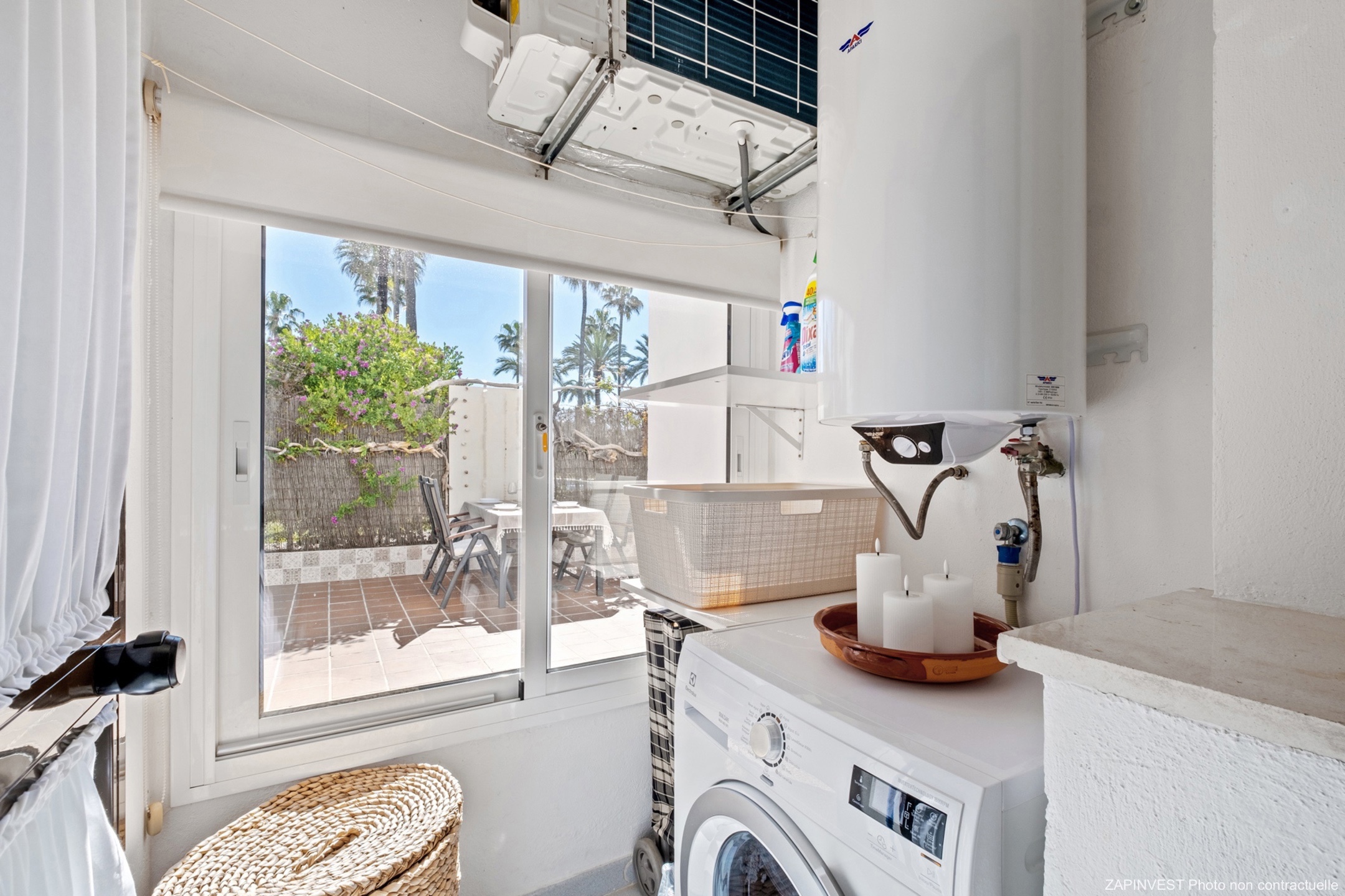 Rez-de-chaussée en bord de mer à La Duquesa, province Malaga, Espagne