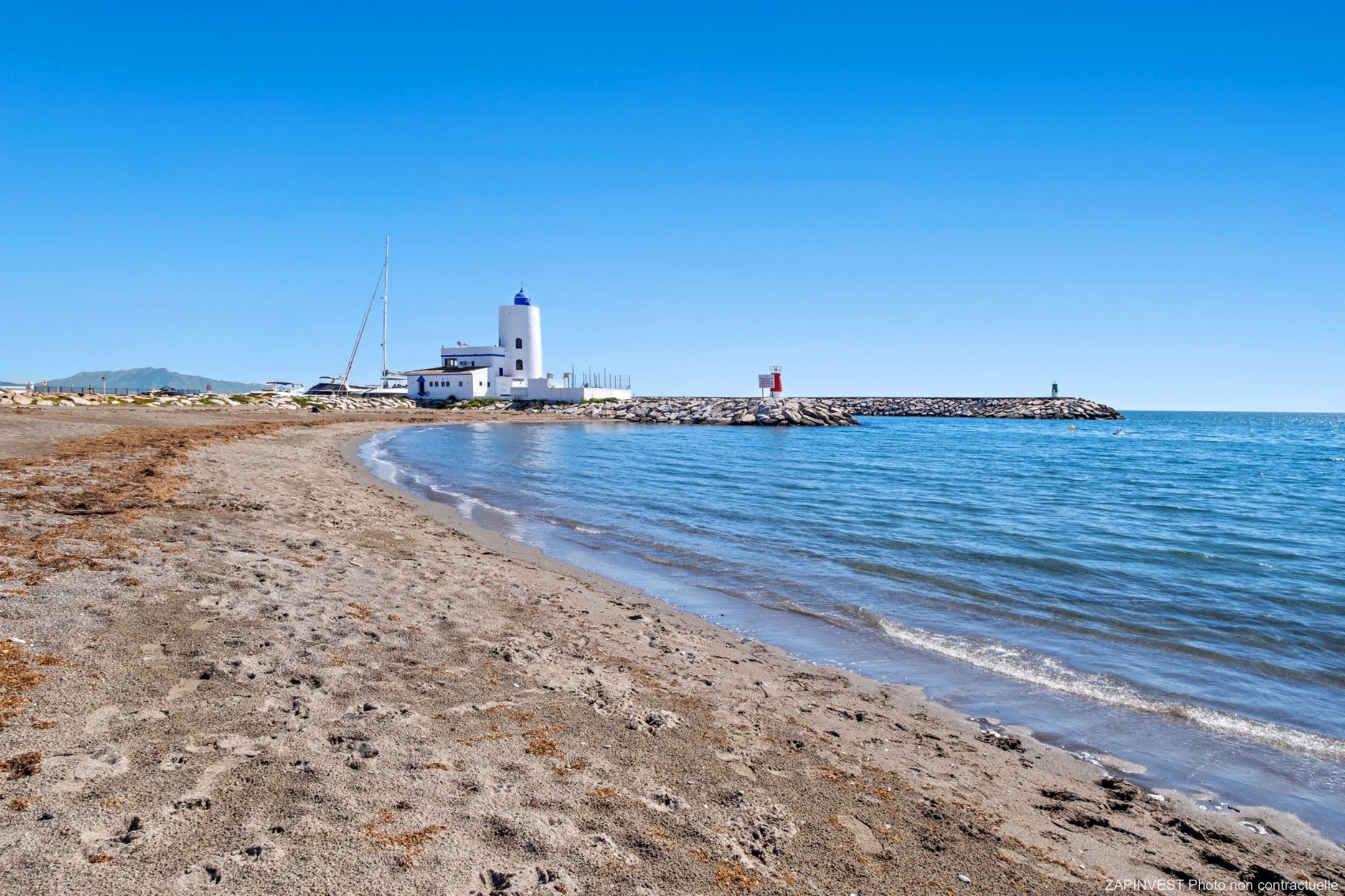 Rez-de-chaussée en bord de mer à La Duquesa, province Malaga, Espagne