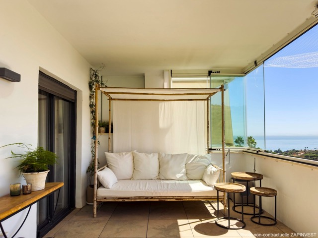 Rez-de-chaussée à Bahia de las Rocas, Manilva - Costa del Sol, Espagne