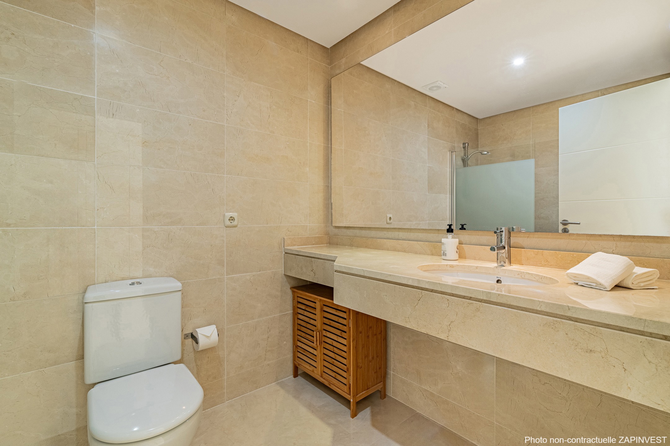 Appartement à Estepona avec des vues sur un magnifique parc et proche du seul et unique lagoon de la région, Espagne